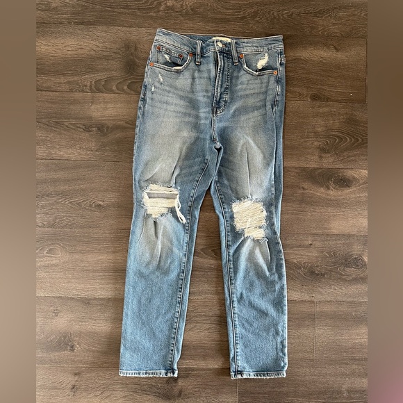 Madewell Perfect Vintage Straight Leg Distressed Jean | Size 27 - Picture 5 of 7